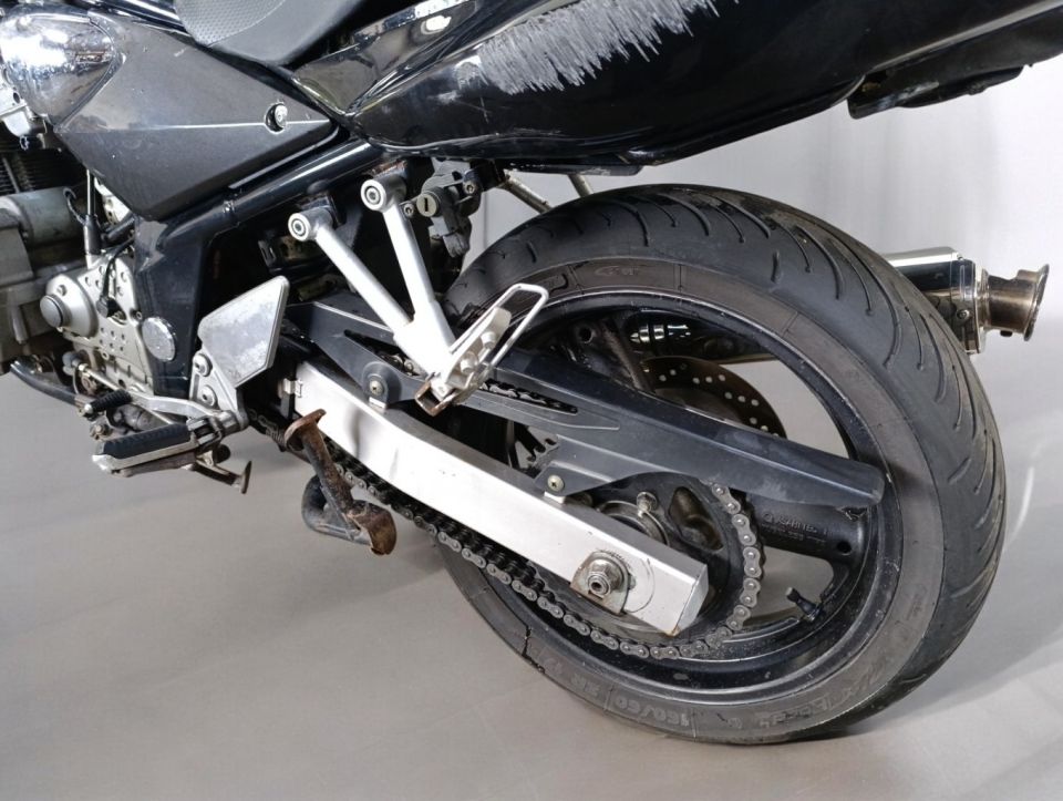 SUZUKI GSF 650 N BANDIT 4