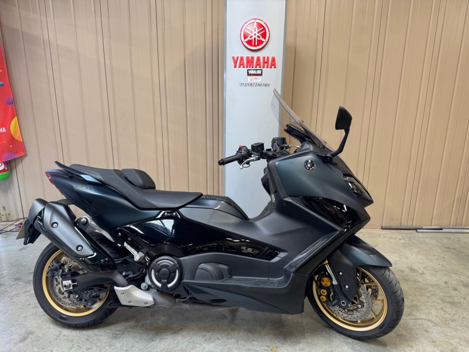 YAMAHA XP T-MAX 560 TECH MAX 4