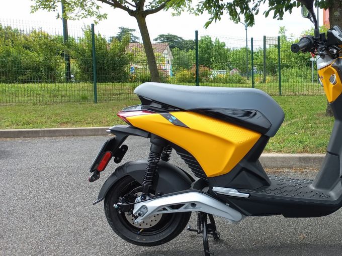 PIAGGIO 1 ACTIVE 4