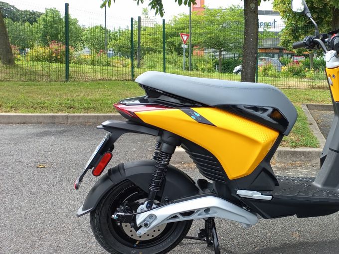 PIAGGIO 1 ACTIVE 4