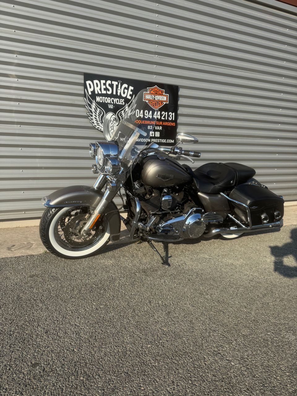 HARLEY-DAVIDSON TOURING ROAD KING 1690 CLASSIC 4