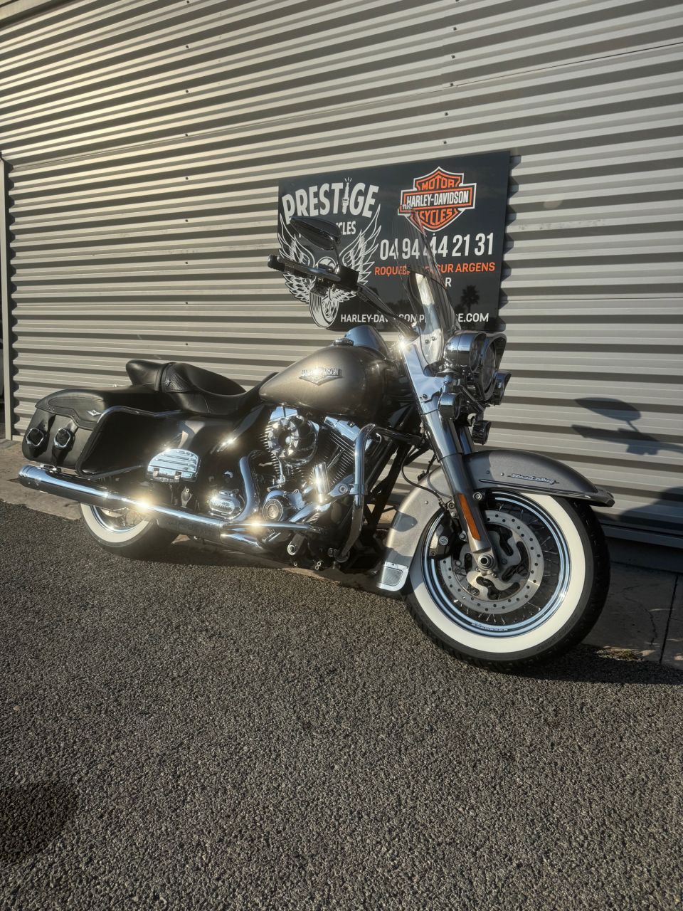 HARLEY-DAVIDSON TOURING ROAD KING 1690 CLASSIC 4