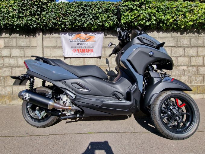 YAMAHA TRICITY 300 4
