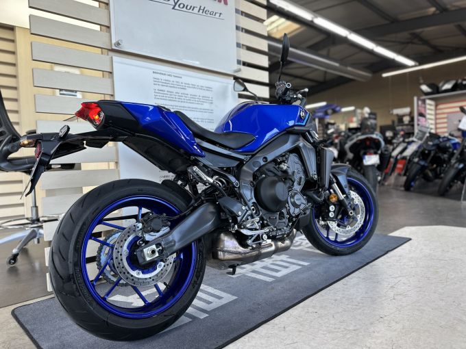 YAMAHA MT-09 Y-AMT 35 KW 4