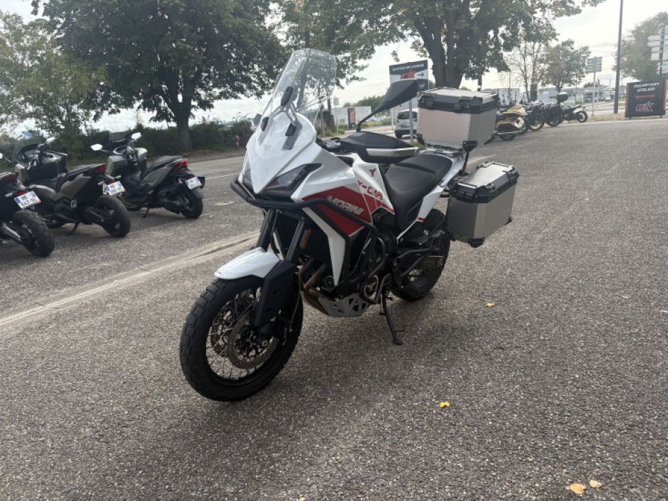 MOTO MORINI X CAPE 650 4