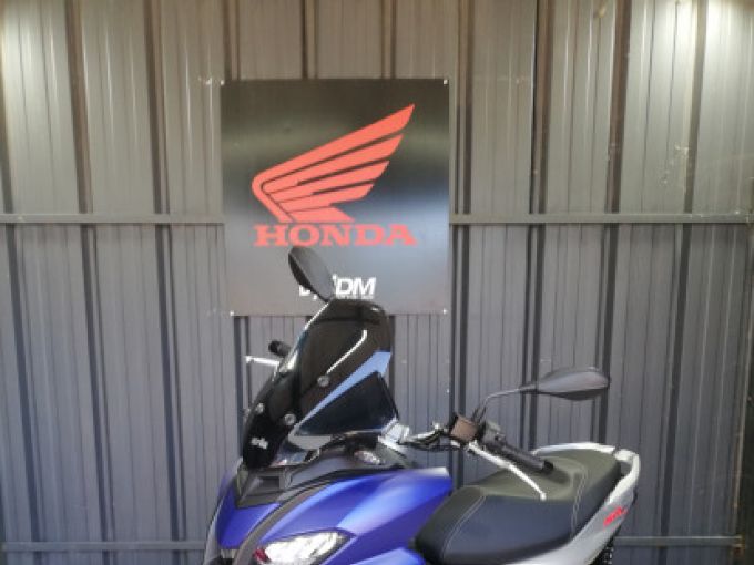 APRILIA Aprilia SR GT 125 4