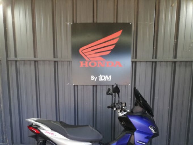 APRILIA Aprilia SR GT 125 4