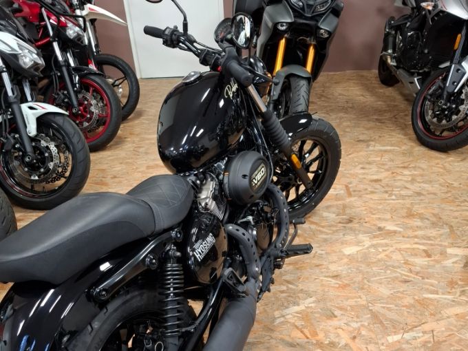 HYOSUNG BOBBER 125 4