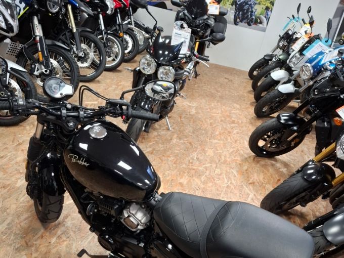 HYOSUNG BOBBER 125 4