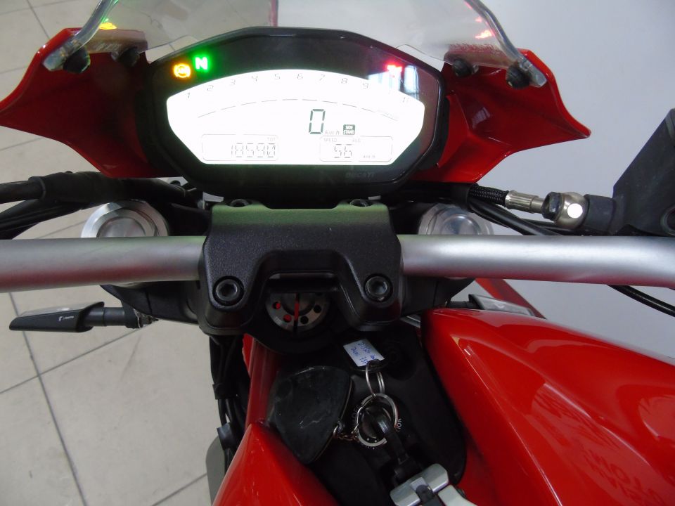 DUCATI MONSTER 797 ABS 4