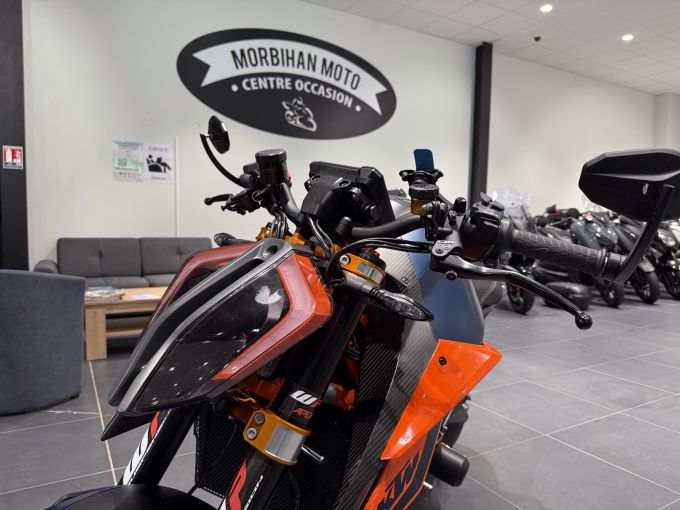 KTM 1290 SUPER DUKE R 4
