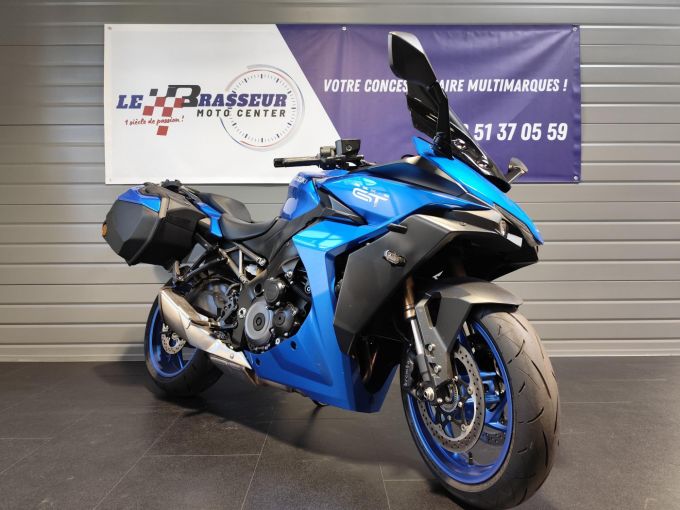 SUZUKI GSXS 1000 GT 4