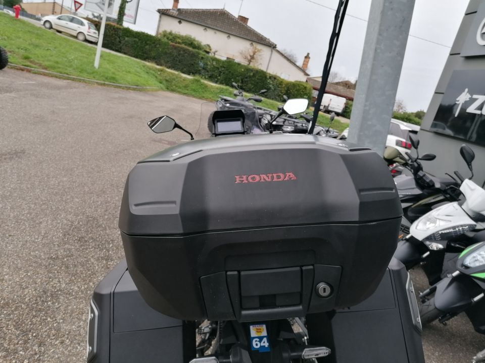HONDA NT 1100 DCT 4