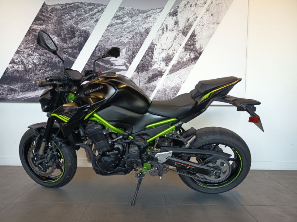KAWASAKI Kawazaki Z900 4