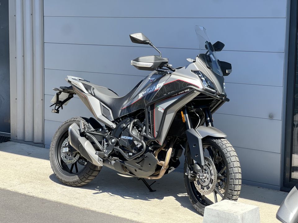 MOTO MORINI X-cape 650 4