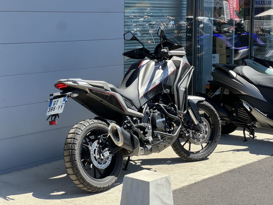 MOTO MORINI X-cape 650 4