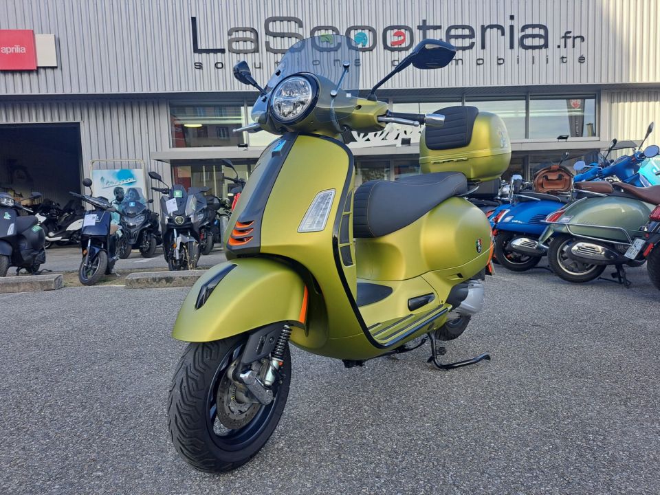 VESPA GTS 300 4