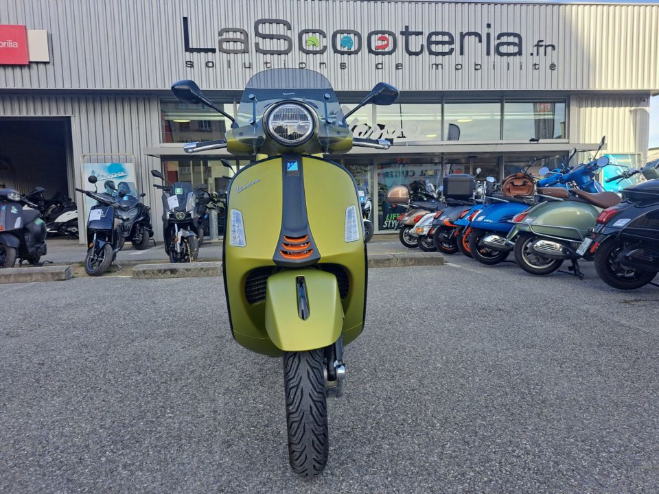 VESPA GTS 300 4