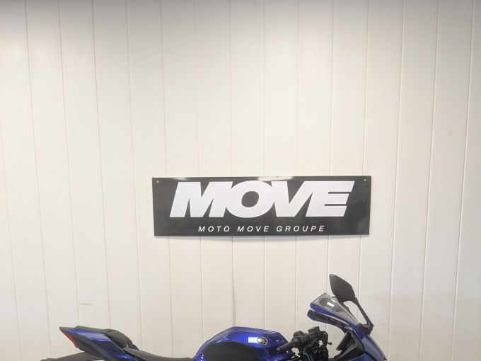 YAMAHA YZF-R125 4