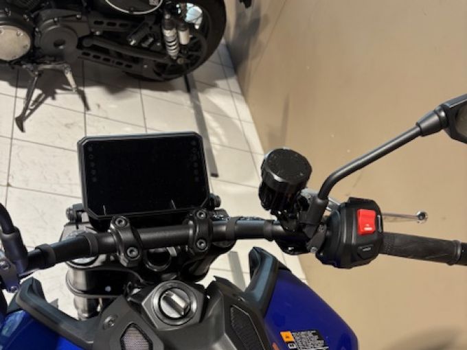 YAMAHA MT-09 Y-AMT 35 KW 4