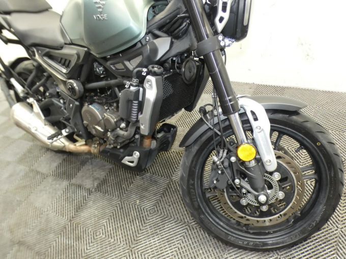 VOGE 300 4