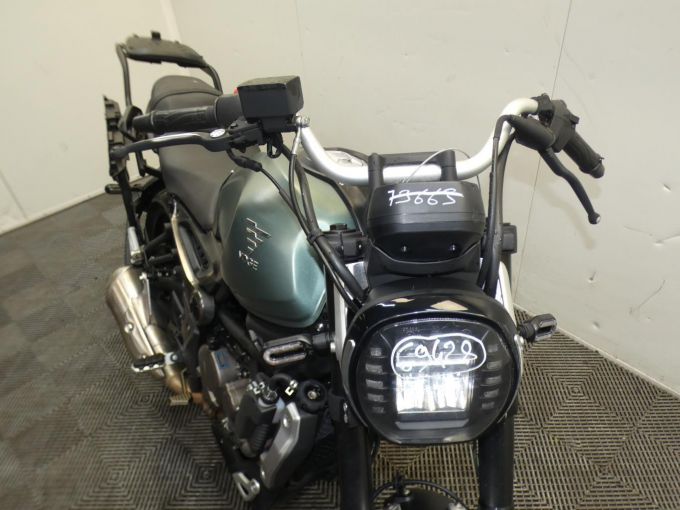 VOGE 300 4