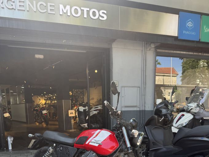 MOTO GUZZI V7 II SPECIAL 4
