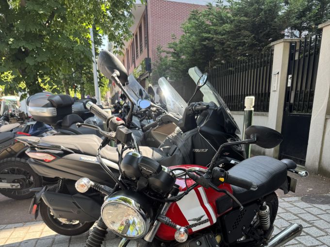 MOTO GUZZI V7 II SPECIAL 4