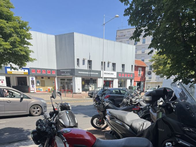MOTO GUZZI V7 II SPECIAL 4