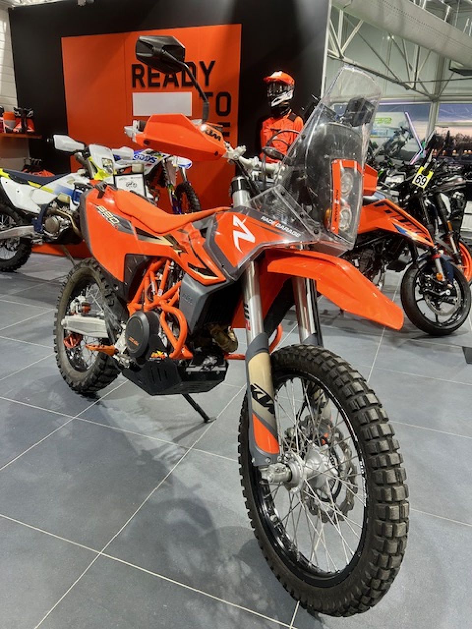 KTM 690 ENDURO R 4