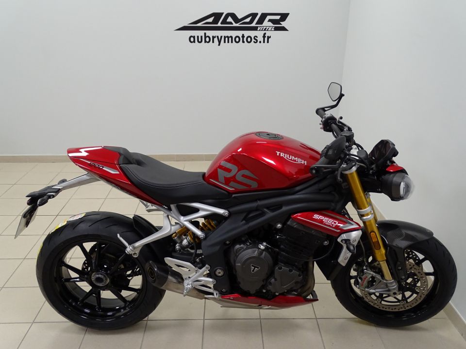 TRIUMPH SPEED TRIPLE 1200 RS 4