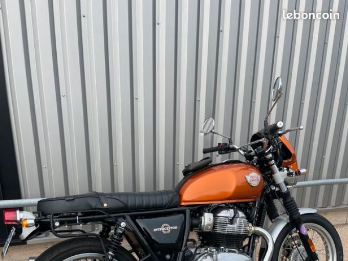 ROYAL ENFIELD INTERCEPTOR 4