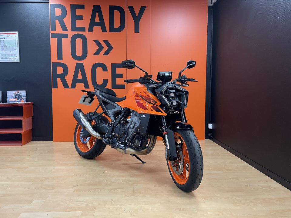 KTM 990 DUKE 4