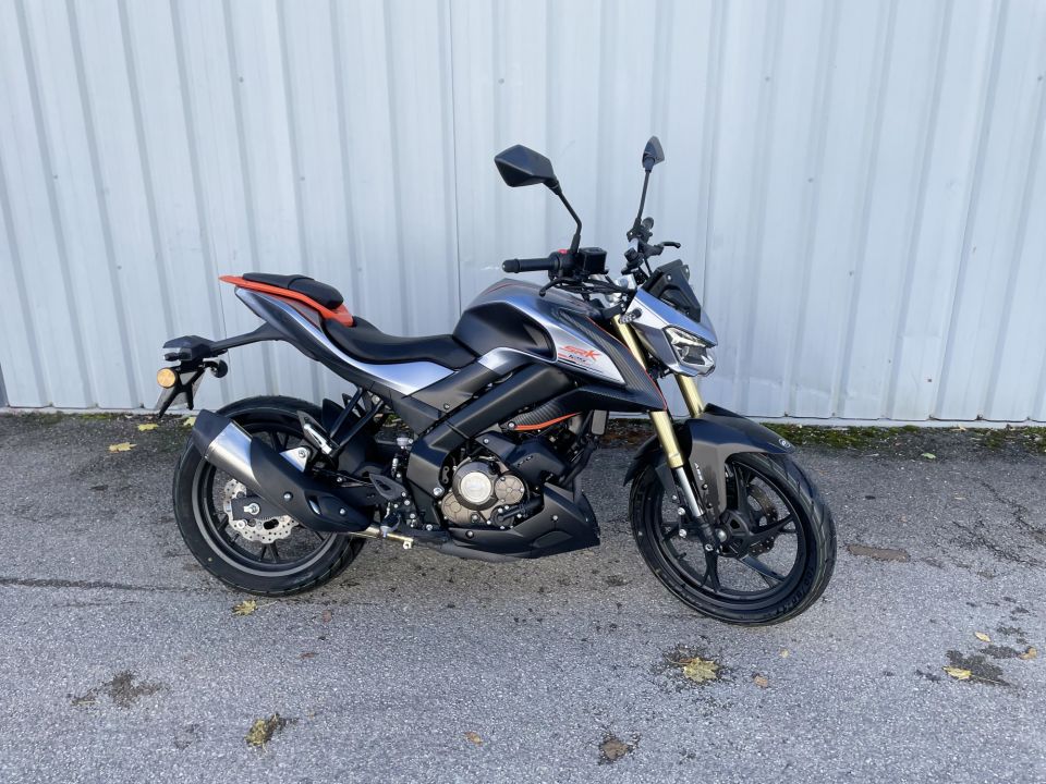 QJ MOTOR SRK 125 S 4