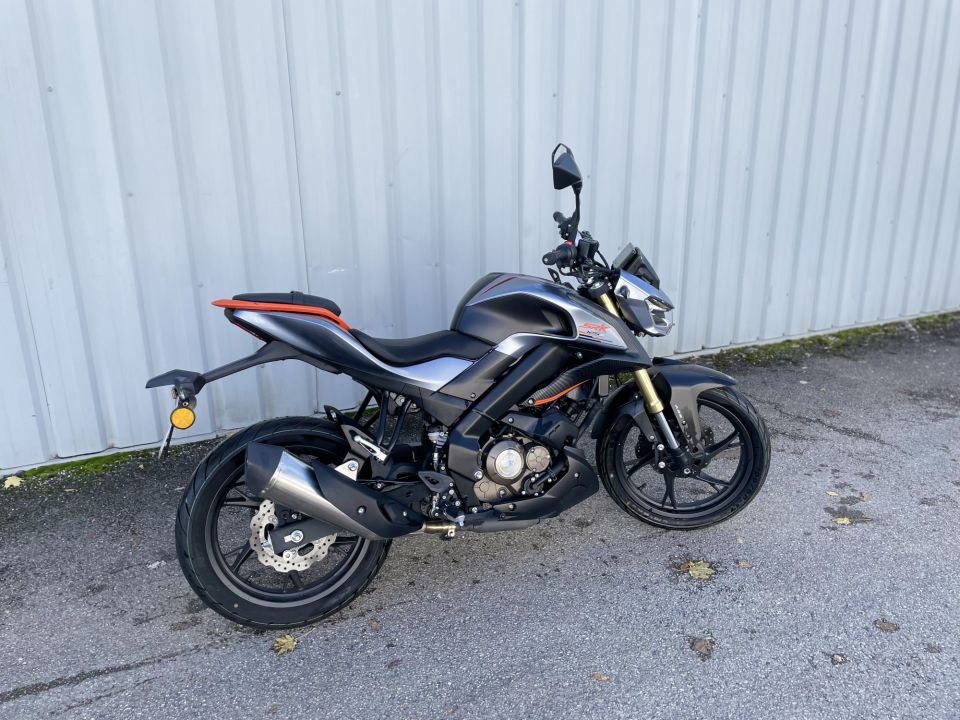 QJ MOTOR SRK 125 S 4