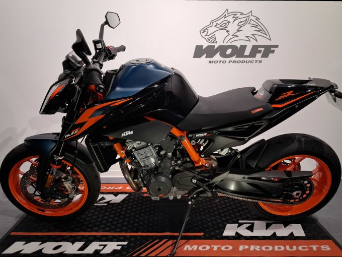 KTM 890 DUKE R 4