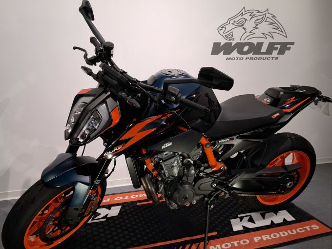 KTM 890 DUKE R 4