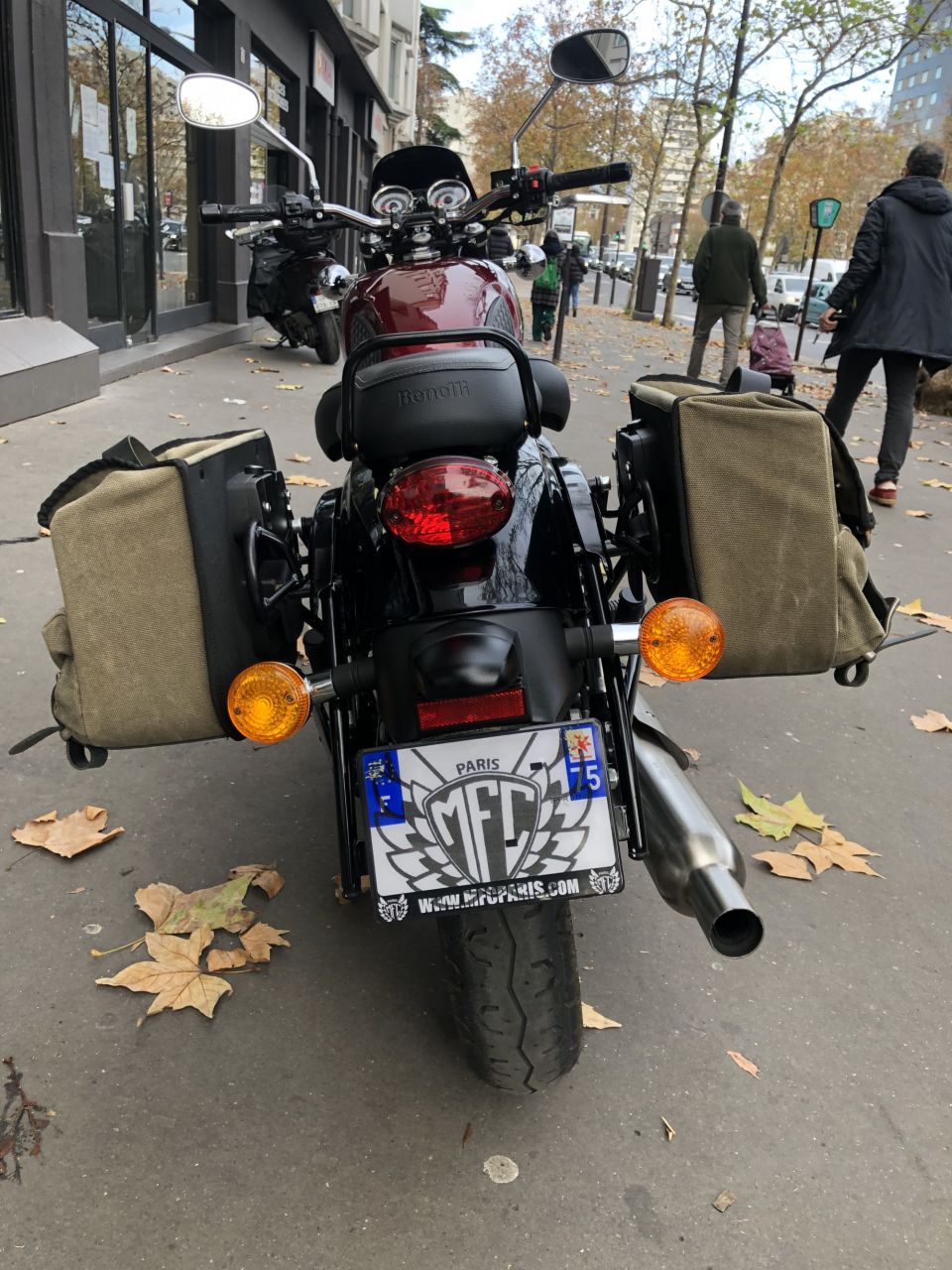 BENELLI IMPERIAL 400 4