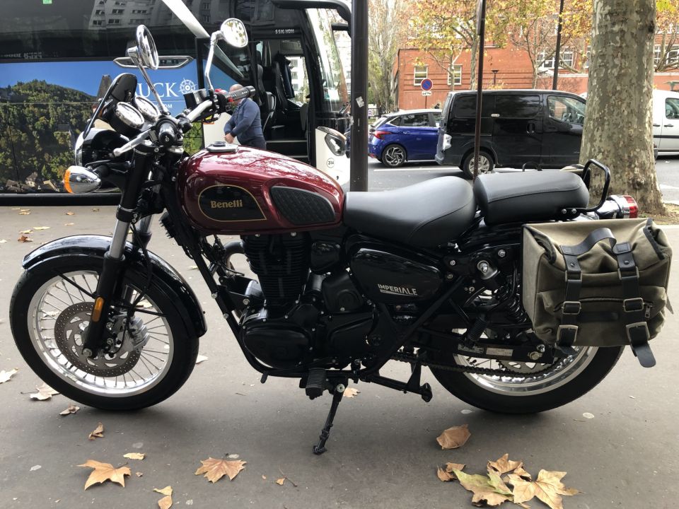 BENELLI IMPERIAL 400 4