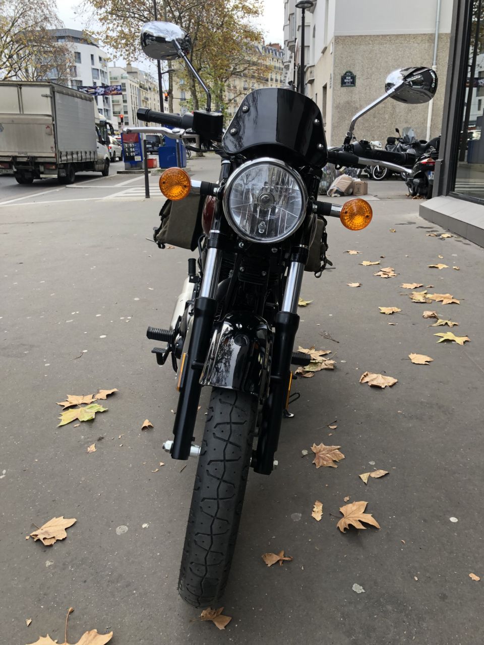 BENELLI IMPERIAL 400 4