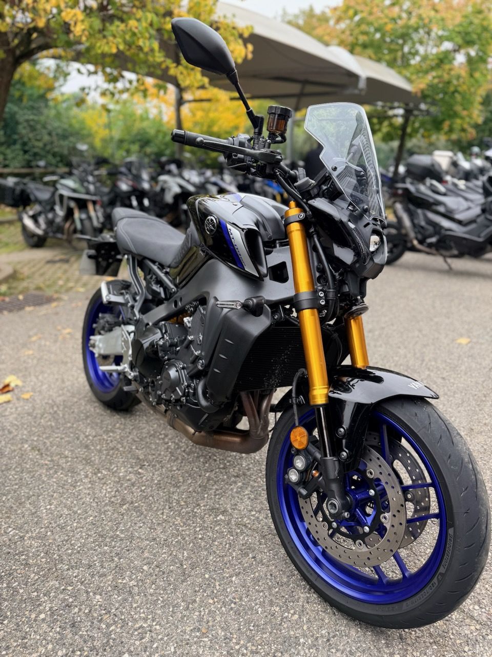 YAMAHA MT-09 SP 4