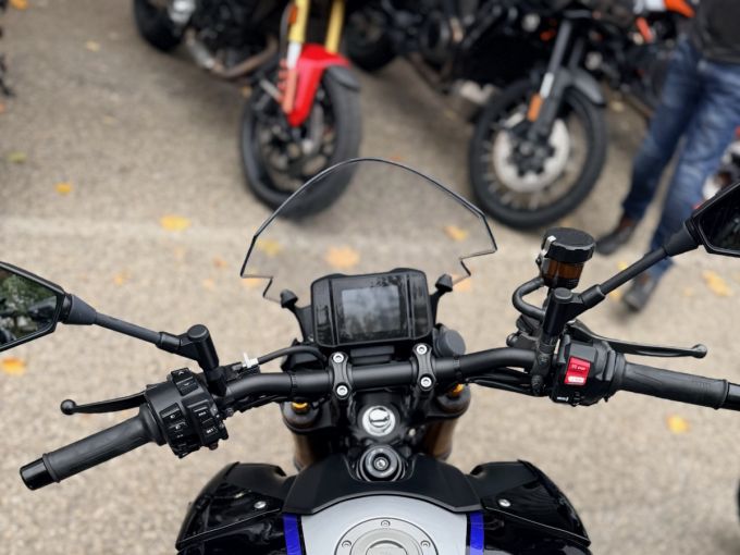 YAMAHA MT-09 SP 4