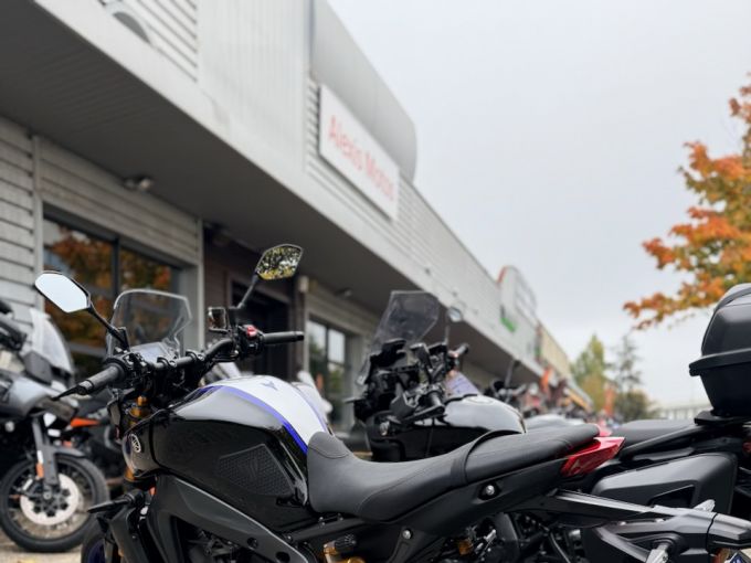 YAMAHA MT-09 SP 4