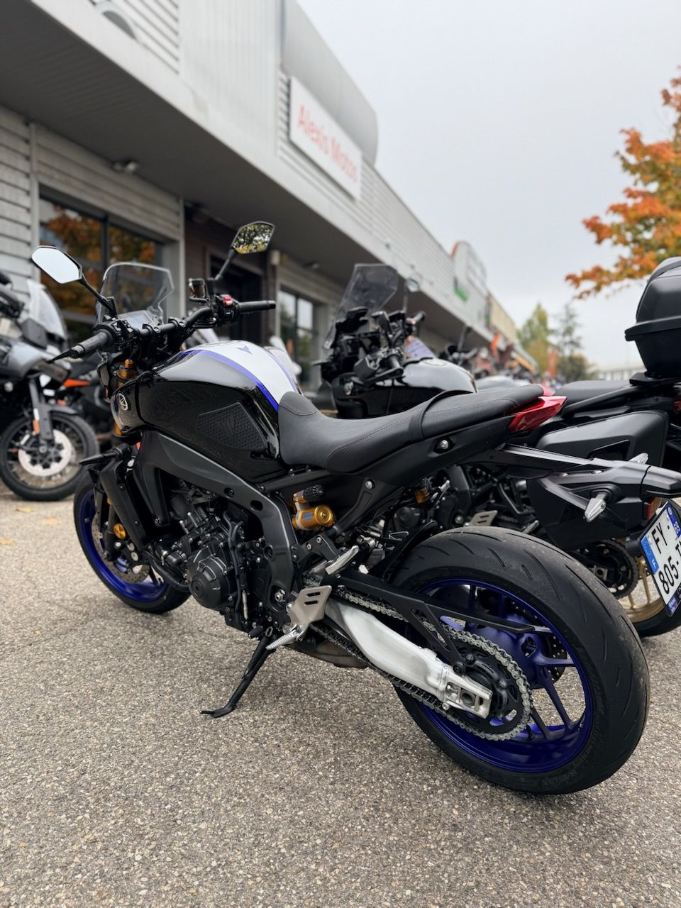 YAMAHA MT-09 SP 4