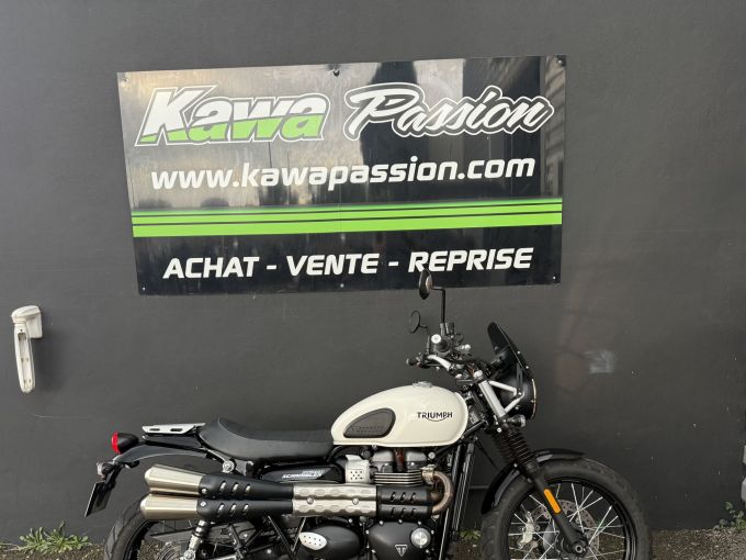 TRIUMPH STREET SCRAMBLER  900 4