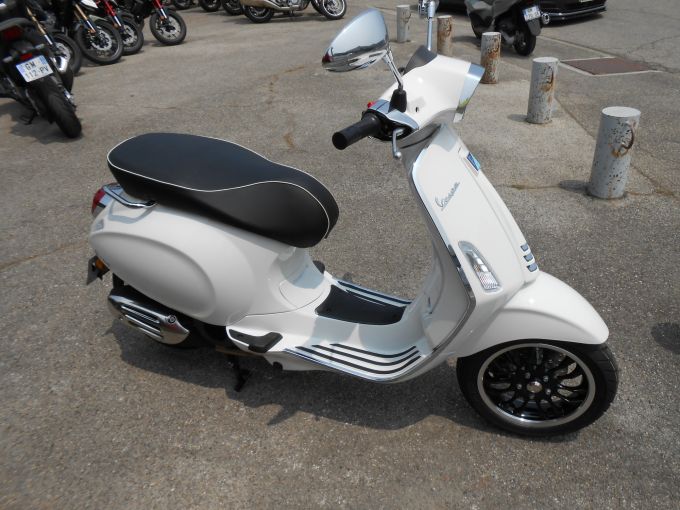 VESPA SPRINT 125 4
