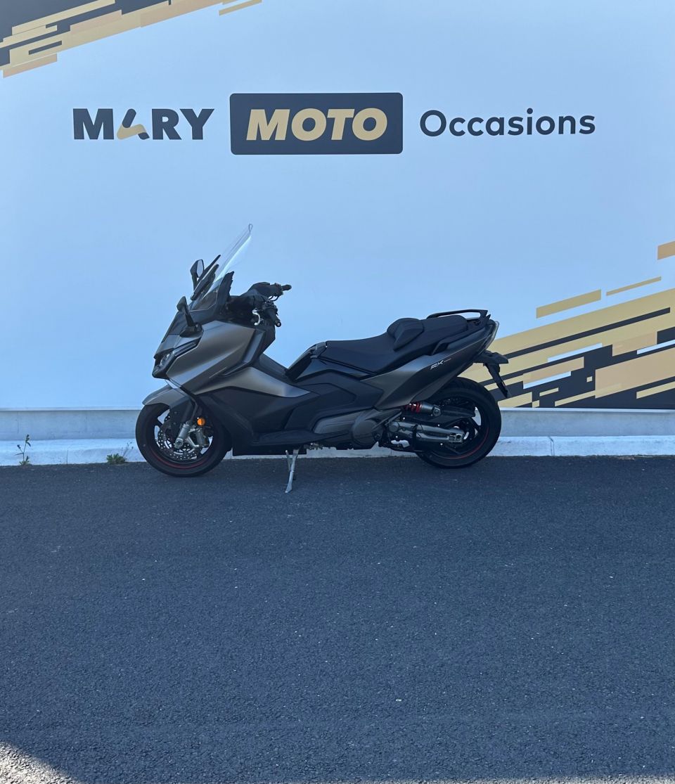 KYMCO AK 550 4