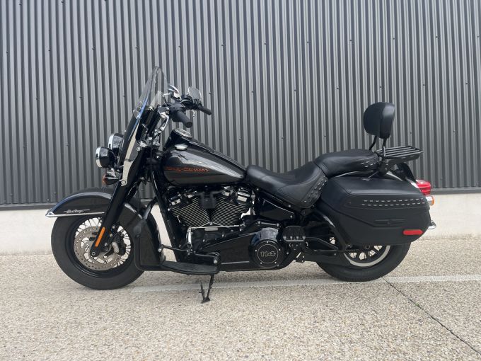 HARLEY-DAVIDSON SOFTAIL HERITAGE 1868 4