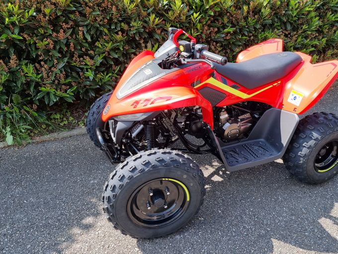 CF MOTO CFORCE 4