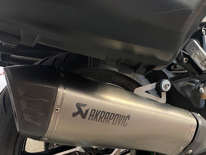 KAWASAKI Ninja H2 SX 4